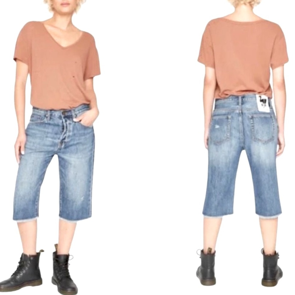 Trendy Blue Denim Knee-Length Shorts